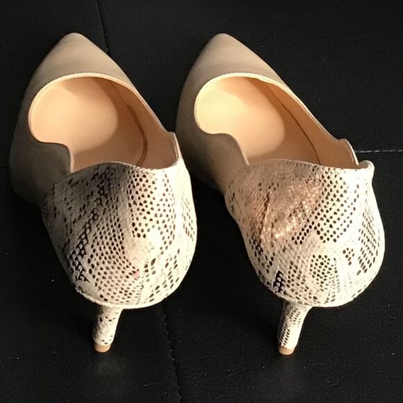 Isaac Mizrahi Kitten Heel Pump 7M - Picture 8 of 10